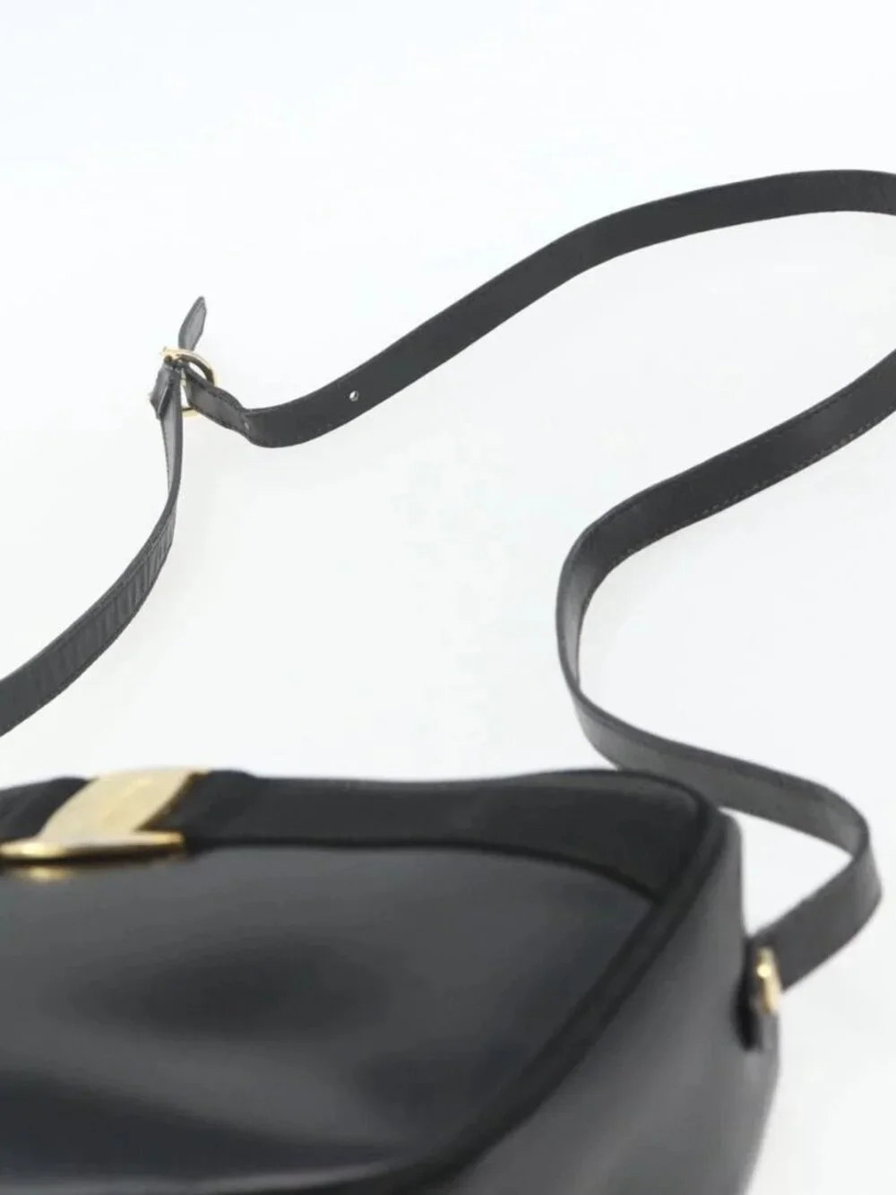 Salvatore Ferragamo brand	salvatore ferragamo